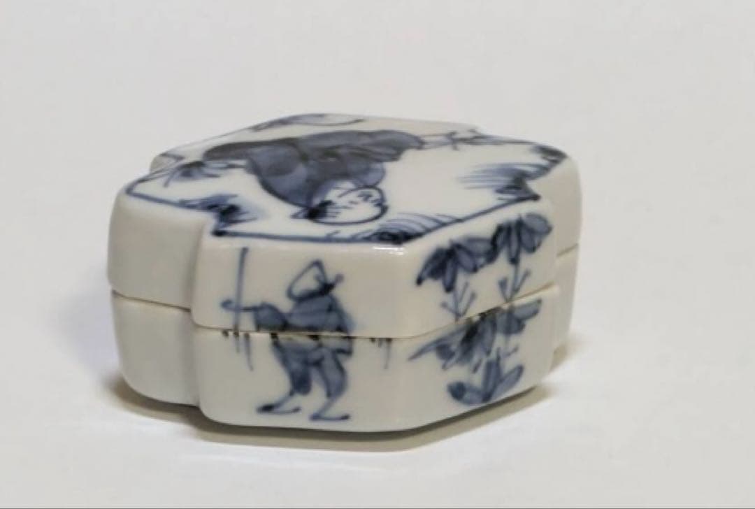 松皮菱香合　高野昭阿弥造　共箱　漁樵絵柄