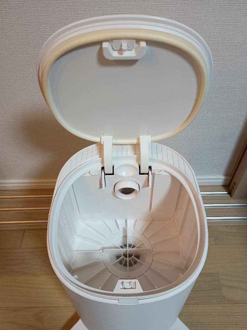 ECOVACS(エコバックス）DEEBOT N8+