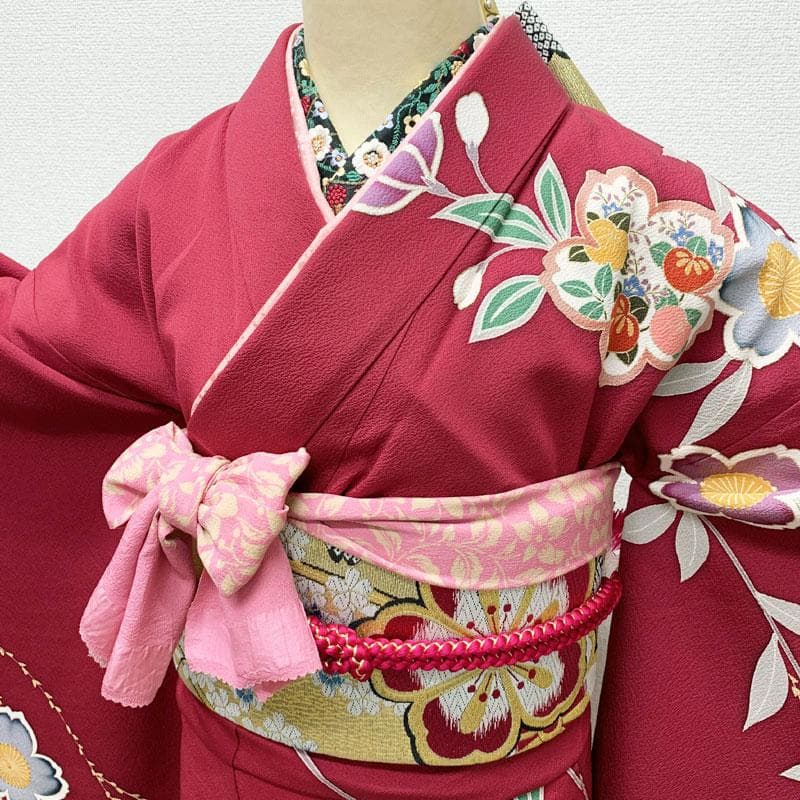 412z16☆中振袖 金駒刺繍 金彩 ちりめん 古典柄☆美品 成人式 結婚式