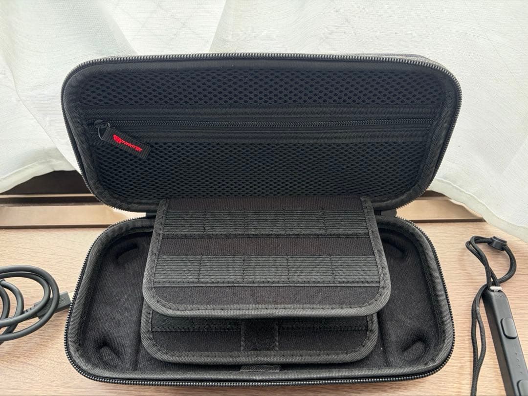 Nintendo Switch 本体 周辺機器 携帯用ケース+ガラス保護フィルム