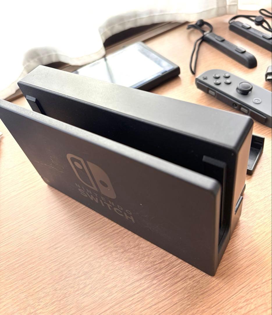 Nintendo Switch 本体 周辺機器 携帯用ケース+ガラス保護フィルム