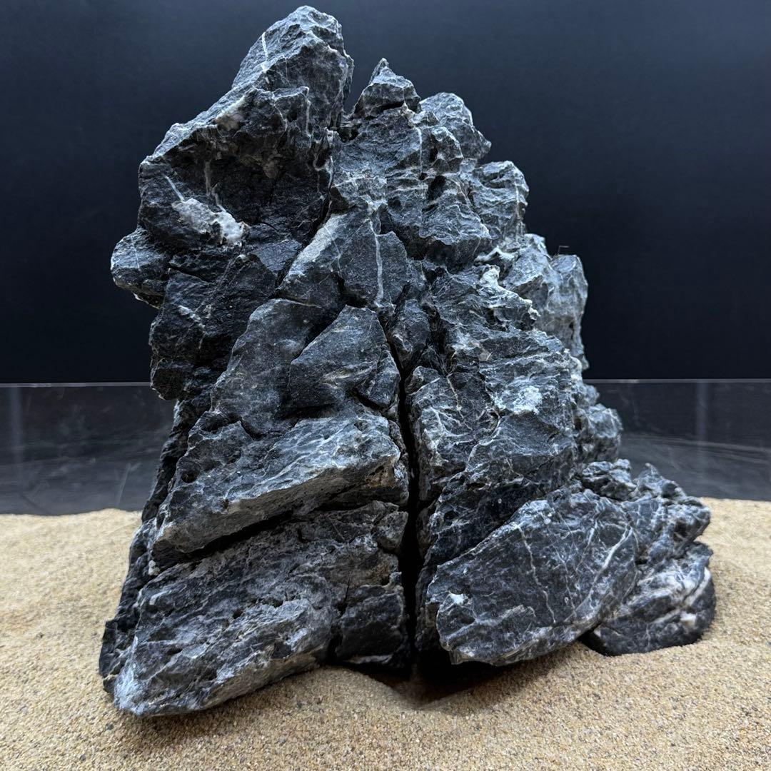 MSS-7024 「セレクト品」酸処理青龍石親石　35cm 龍王石　竜王石