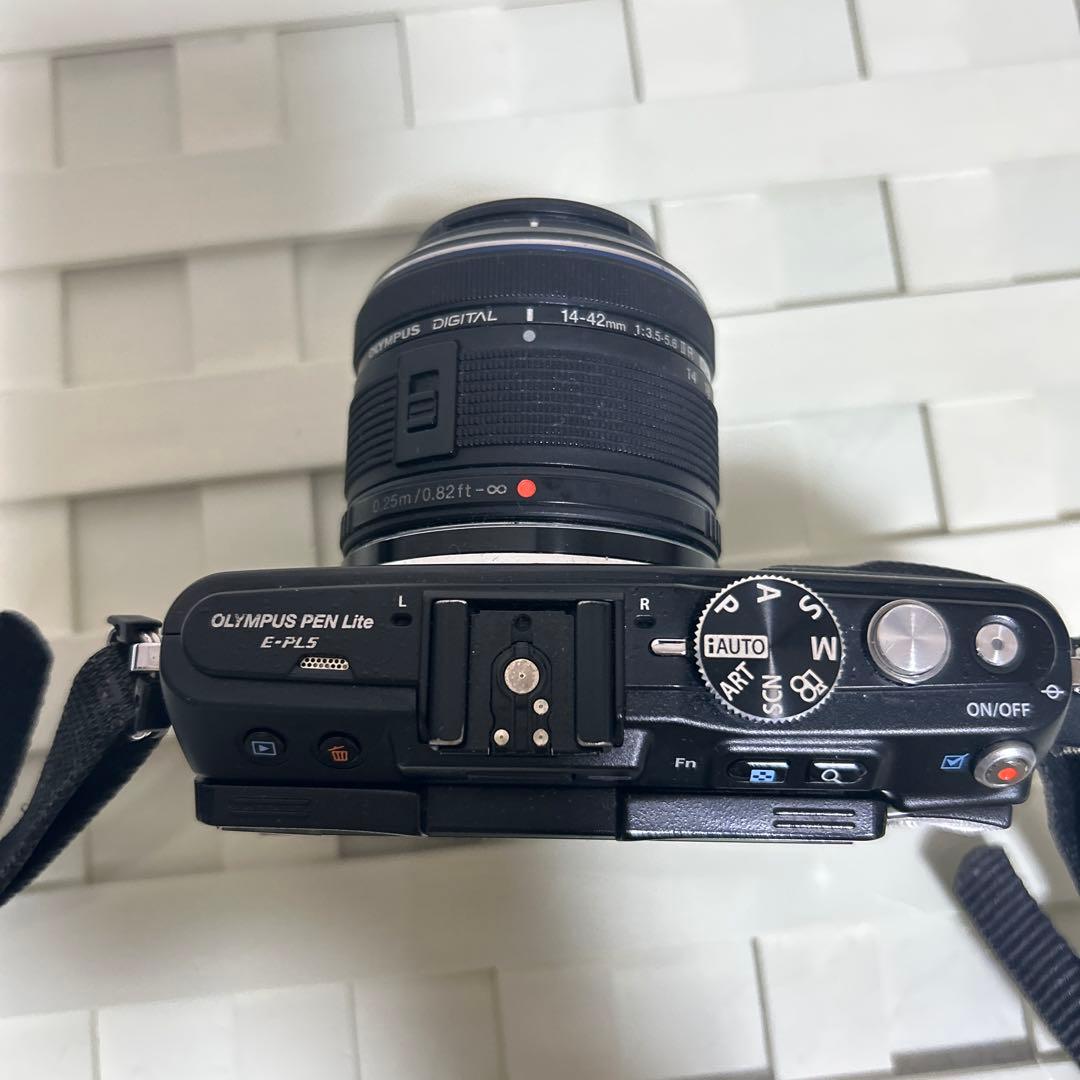 OLYMPUS ミラーレス一眼カメラ E-PL5 14-42mm