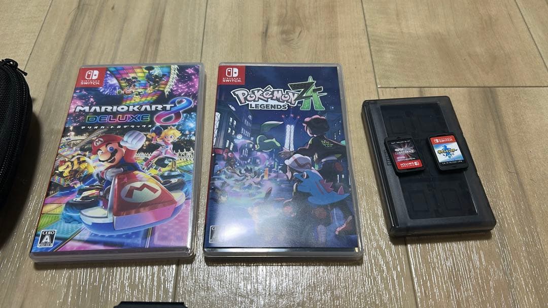 Nintendo Switch 本体 + プロコン+ソフト4本！！