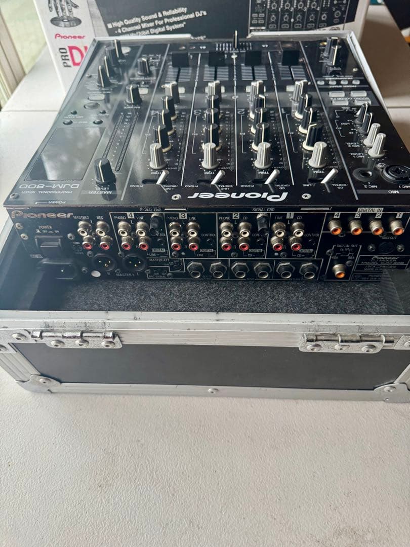 Pioneer DJM-800 DJミキサー ケース付き
