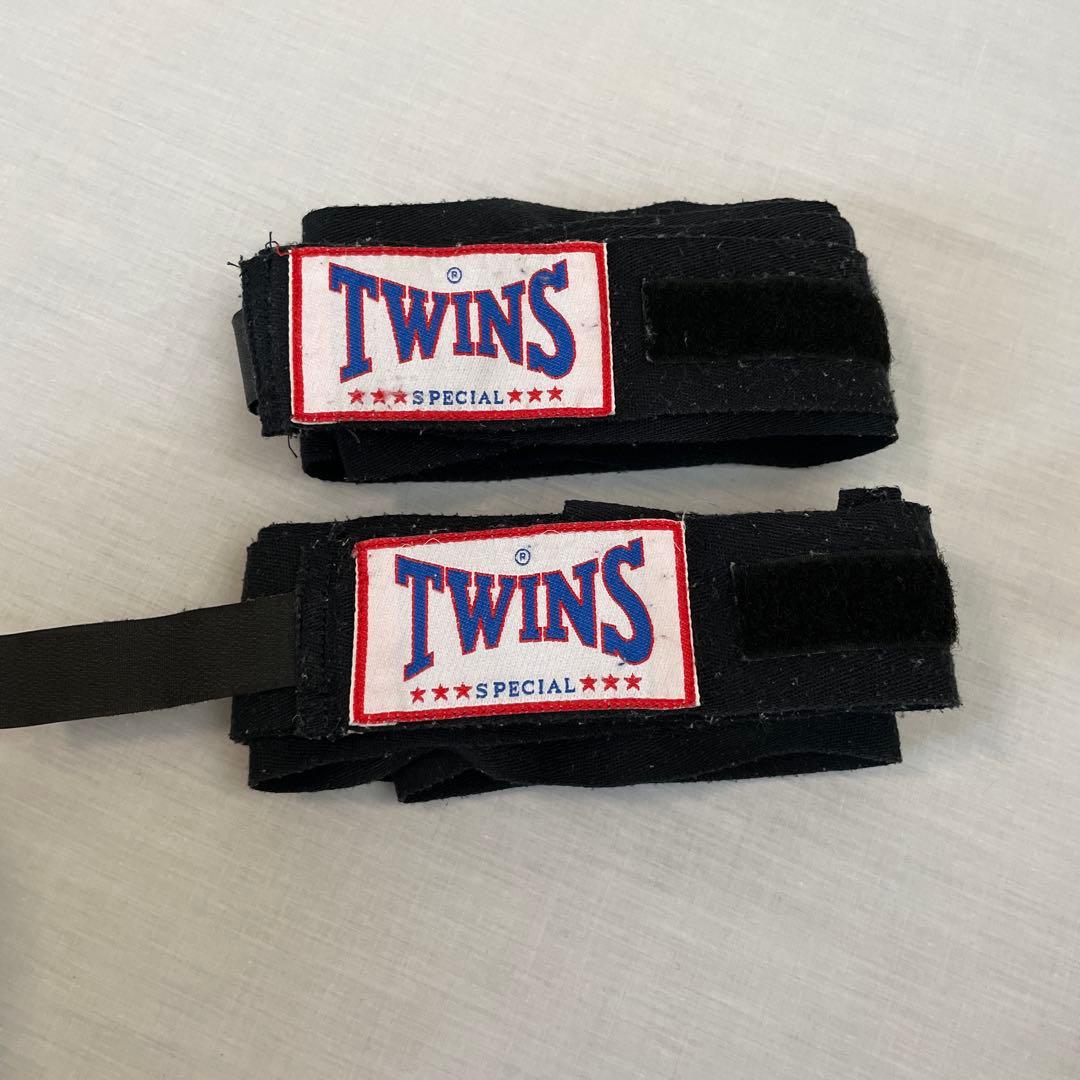 TWINS SPECIAL ボクシンググローブ ホワイト　8OZ バンテージ付き