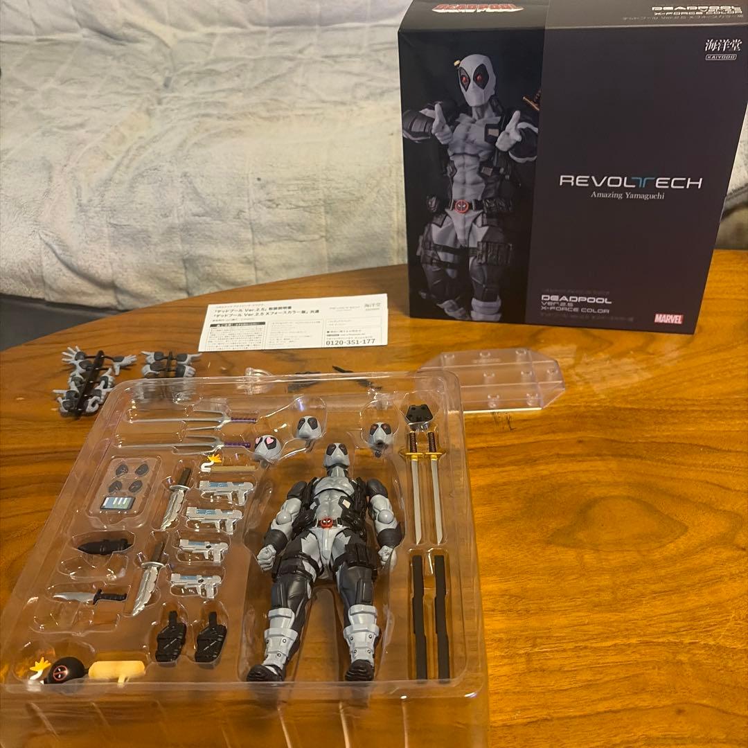 デッドプール アクションフィギュア 付属品多数