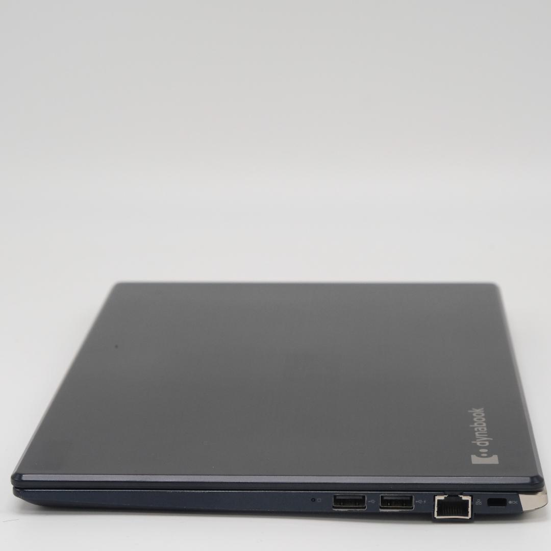 Dynabook G83 i5 8GB SSD256G 軽量859g Win11