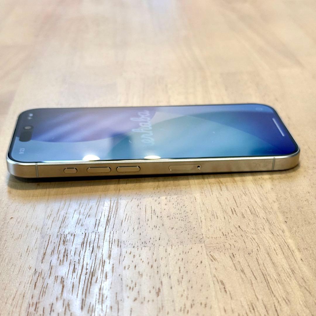 iPhone 15 Pro 256GB SIMフリー 本体のみ ホワイト