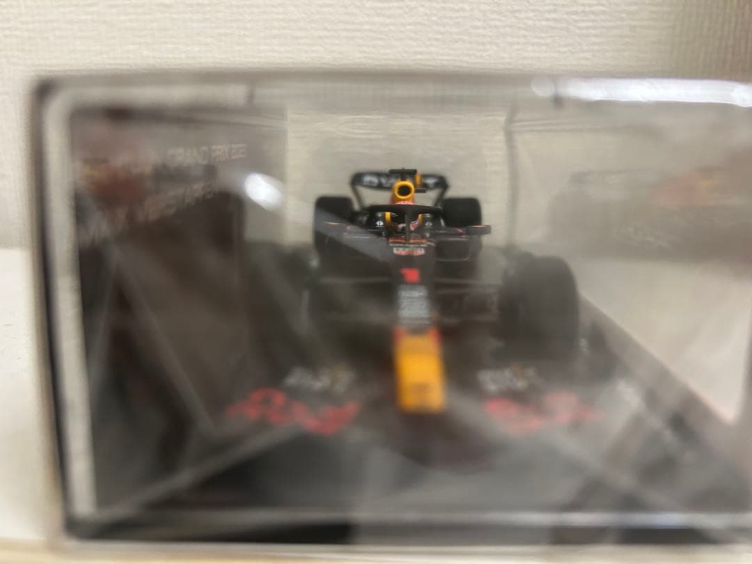 鈴鹿サーキット特注　スパーク1/43 レッドブル　RB19 フェルスタッペン