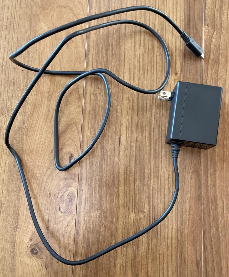 ニンテンドースイッチ 箱有り 画面傷有り