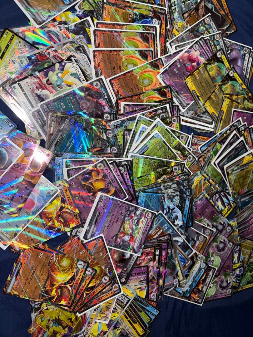 ポケカ引退品　スリーブやケースも多数
