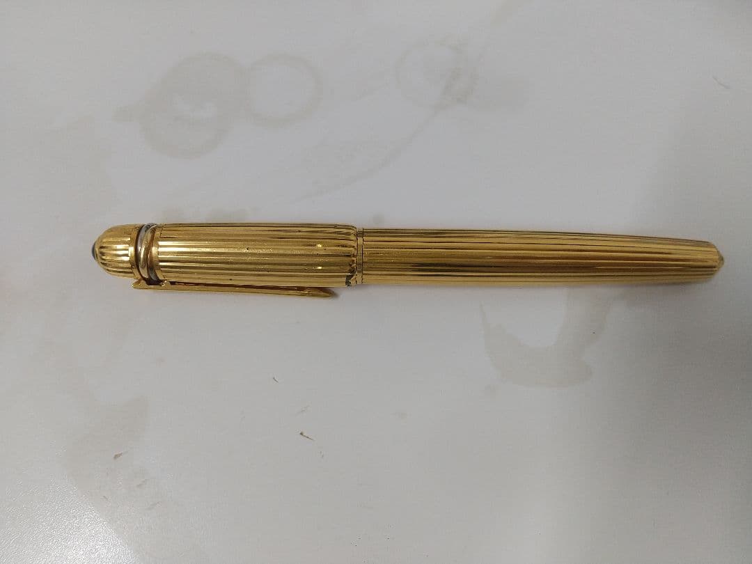Cartier 万年筆 ゴールド