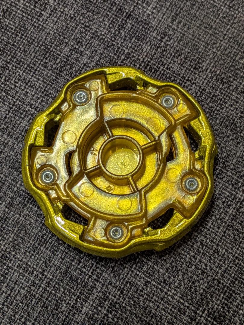 ベイブレードX　ウィザードロッド　ゴールド