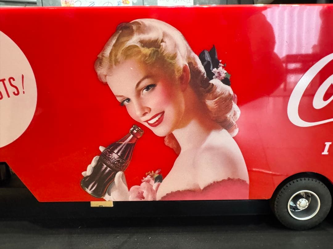 【値下げ】1/32 コカコーラ　トレーラー　ラジコン
