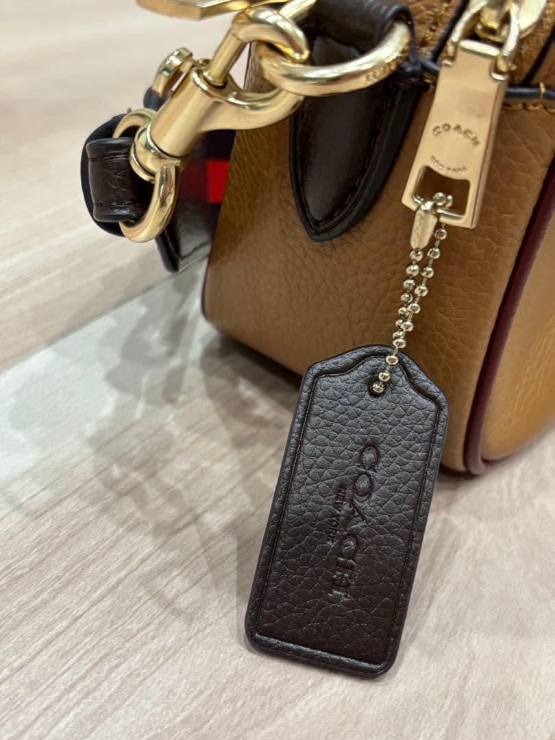 COACH レザーショルダーバッグ ブラウン