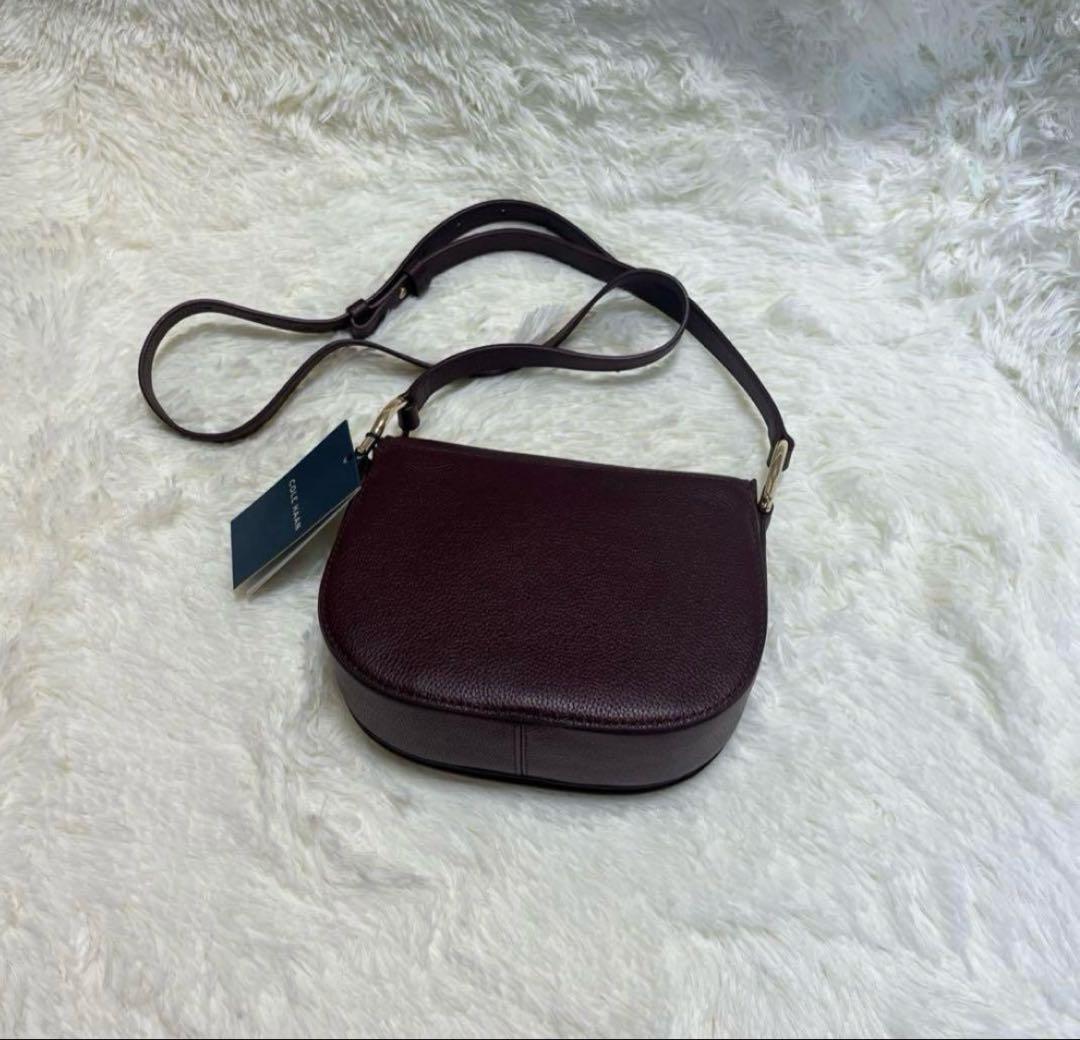 カナリア 新品未使用コールハーン　クラッシックミニサドルショルダーバッグ