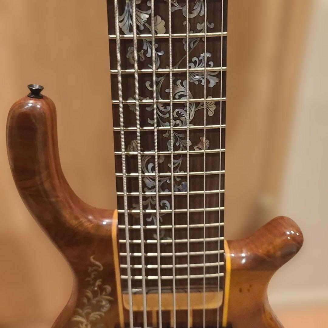 ✨美品✨Bruce Wei 7弦ベース ハードケース付き