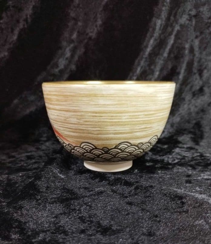 西村利峰 作 富士の図 茶碗（共箱・陶歴・布付き）