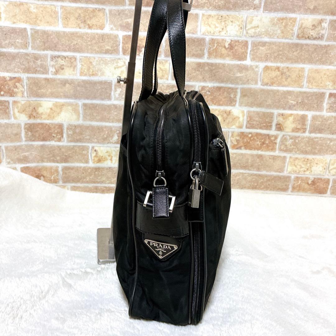 PRADA プラダ　ビジネスバッグ　ブリーフケース　トライアングルロゴ　ナイロン