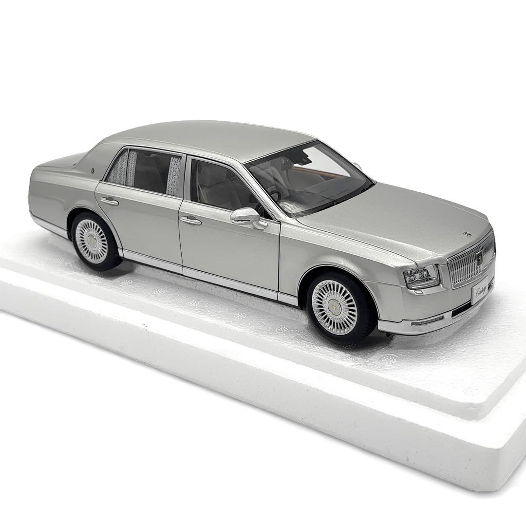 未使用 1/18 オートアート トヨタ センチュリー シルバー