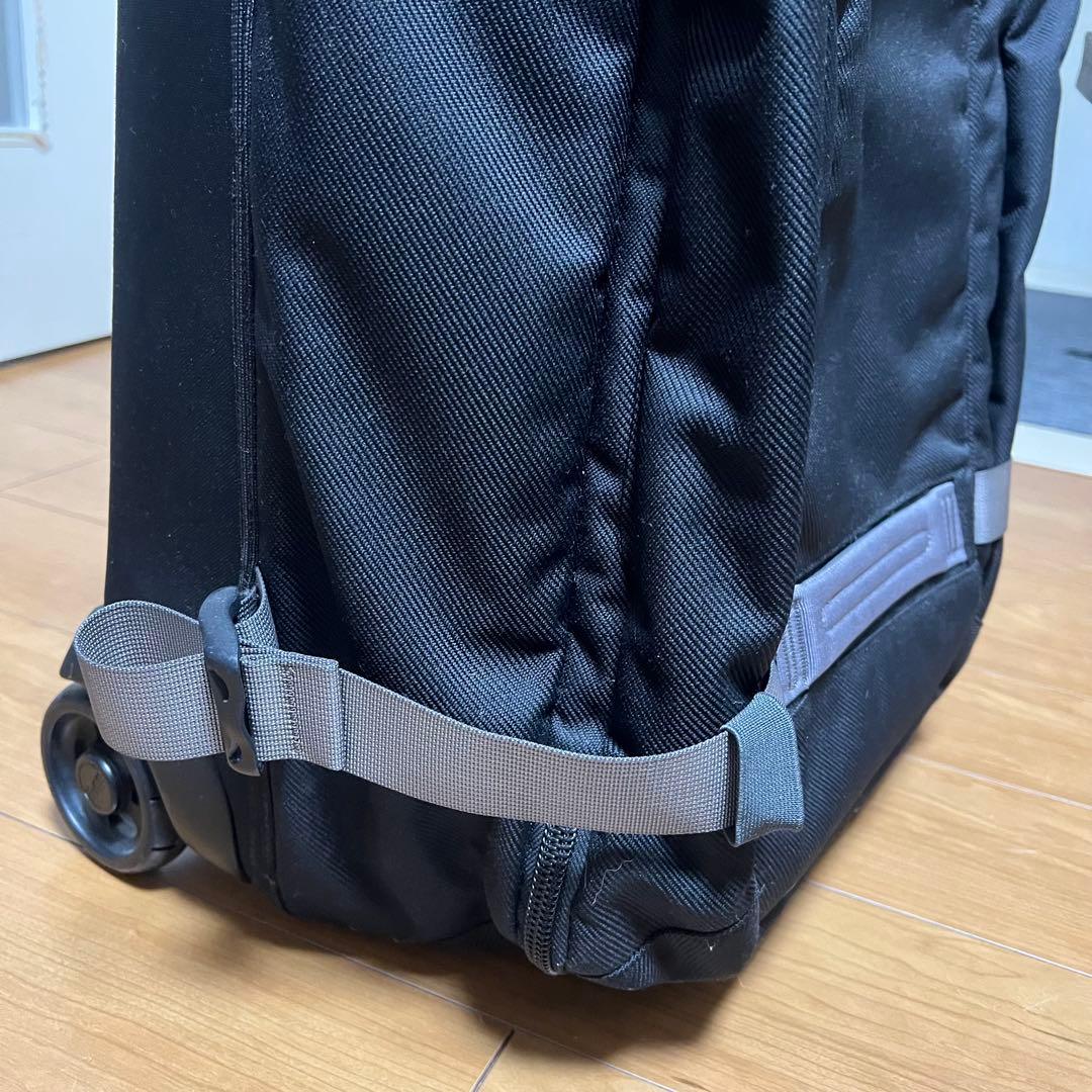 patagonia TRANSPORT ROLLER 90L キャリーケース　黒