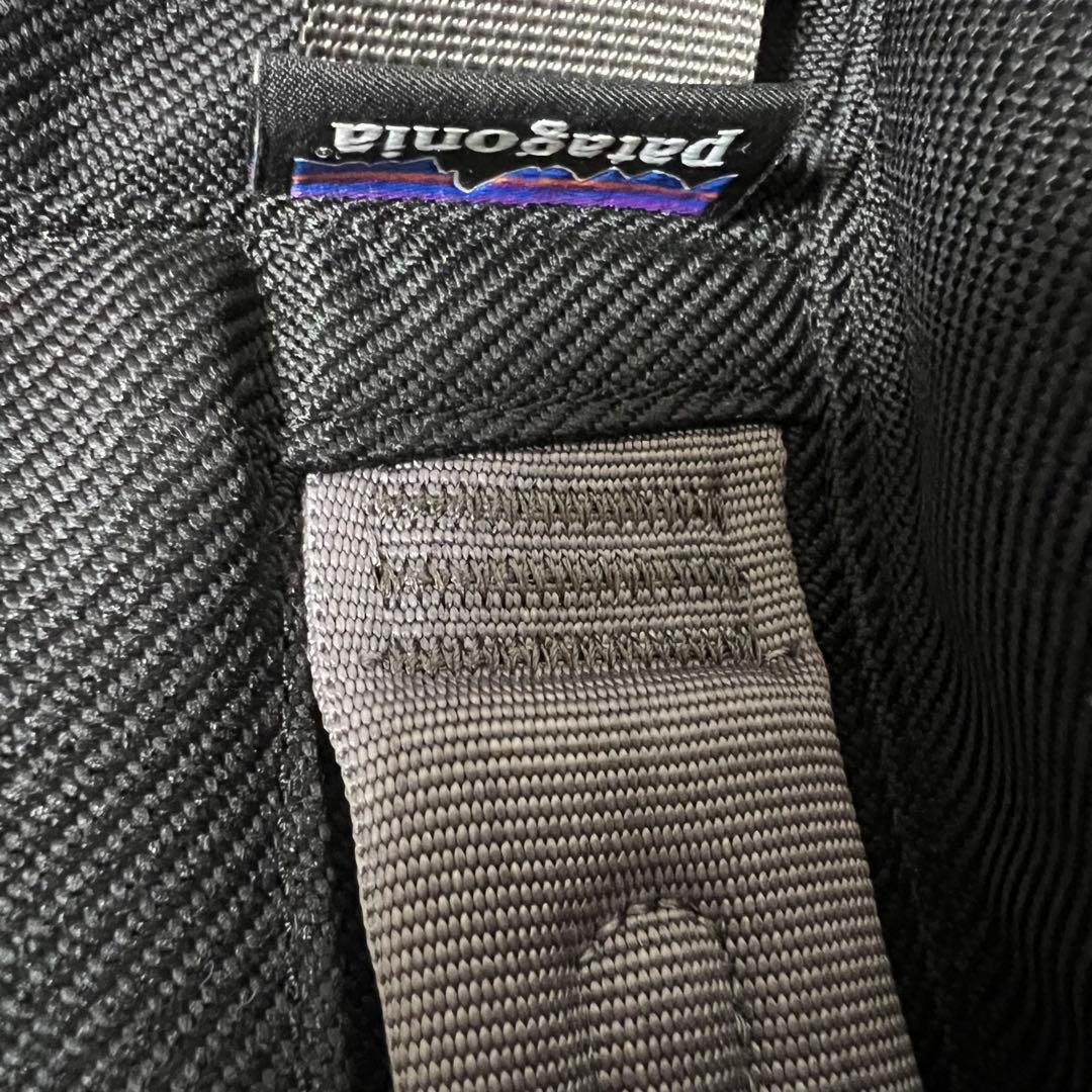 patagonia TRANSPORT ROLLER 90L キャリーケース　黒