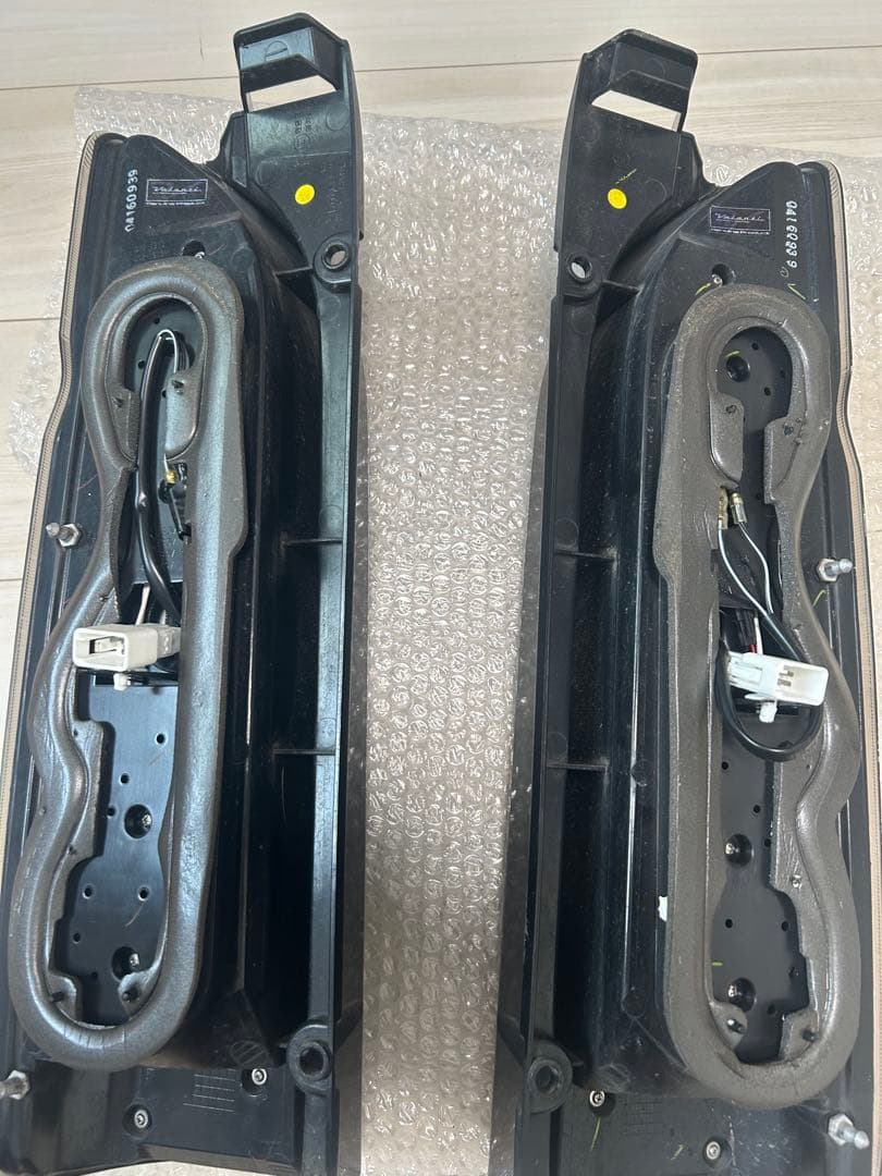 LEDヴァレンティテールランプ スモークタイプ