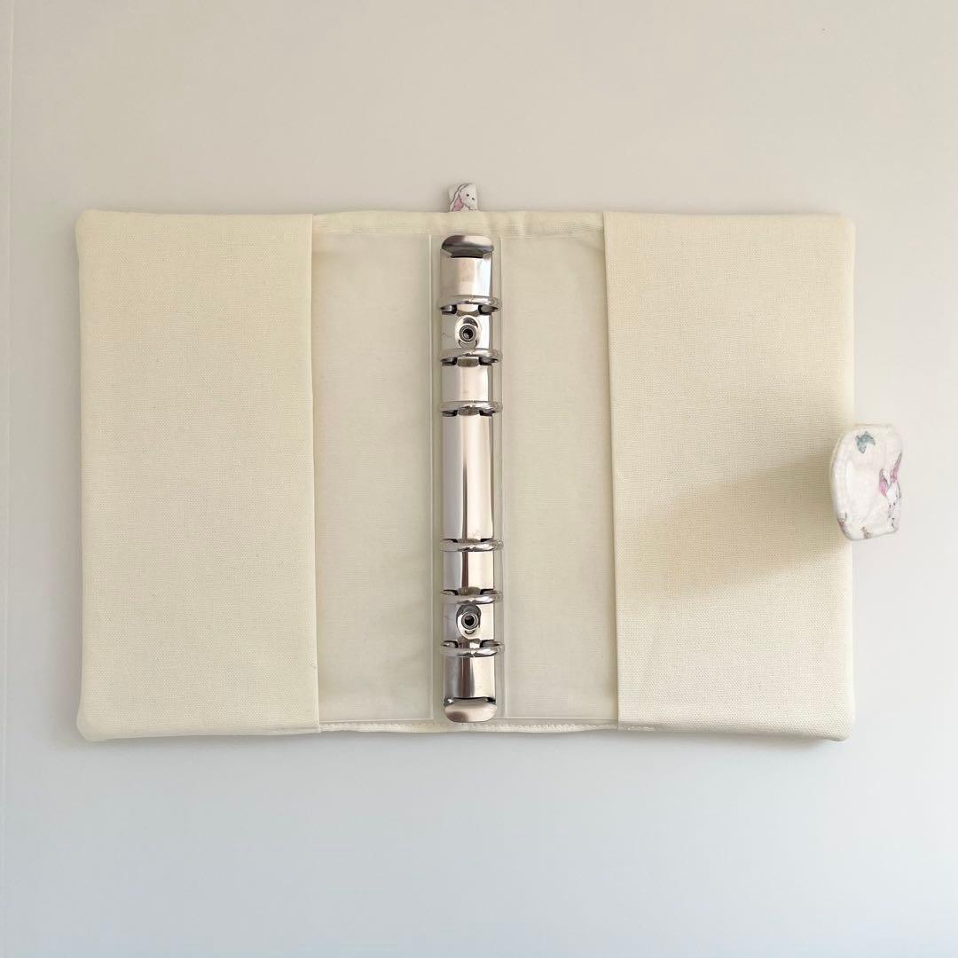 非売品　韓国　バインダー　カバー　貯金　現金管理　クリーム　うさぎ　りぼん