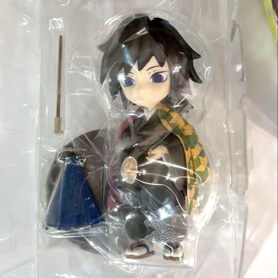鬼滅の刃 梅雨シリーズ 冨岡義勇 フィギュア レンチキュラーカード 中国限定