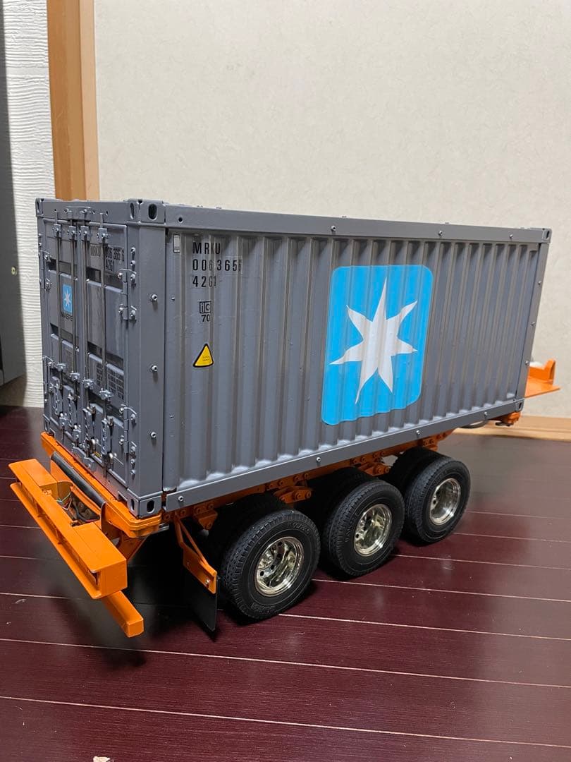 タミヤ 1/14 20フィート海コンシャーシMaerskコンテナ　コンテナ脱着可