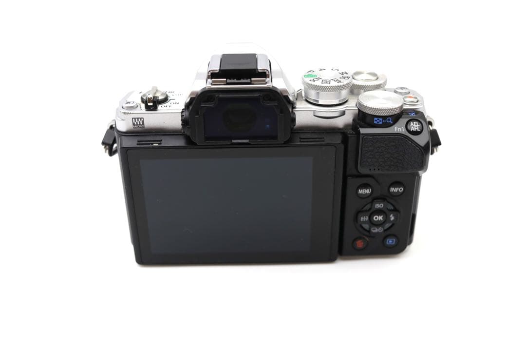 ☆美品【OLYMPUS】OM-D E-M10 MarkIII + 14-42mm