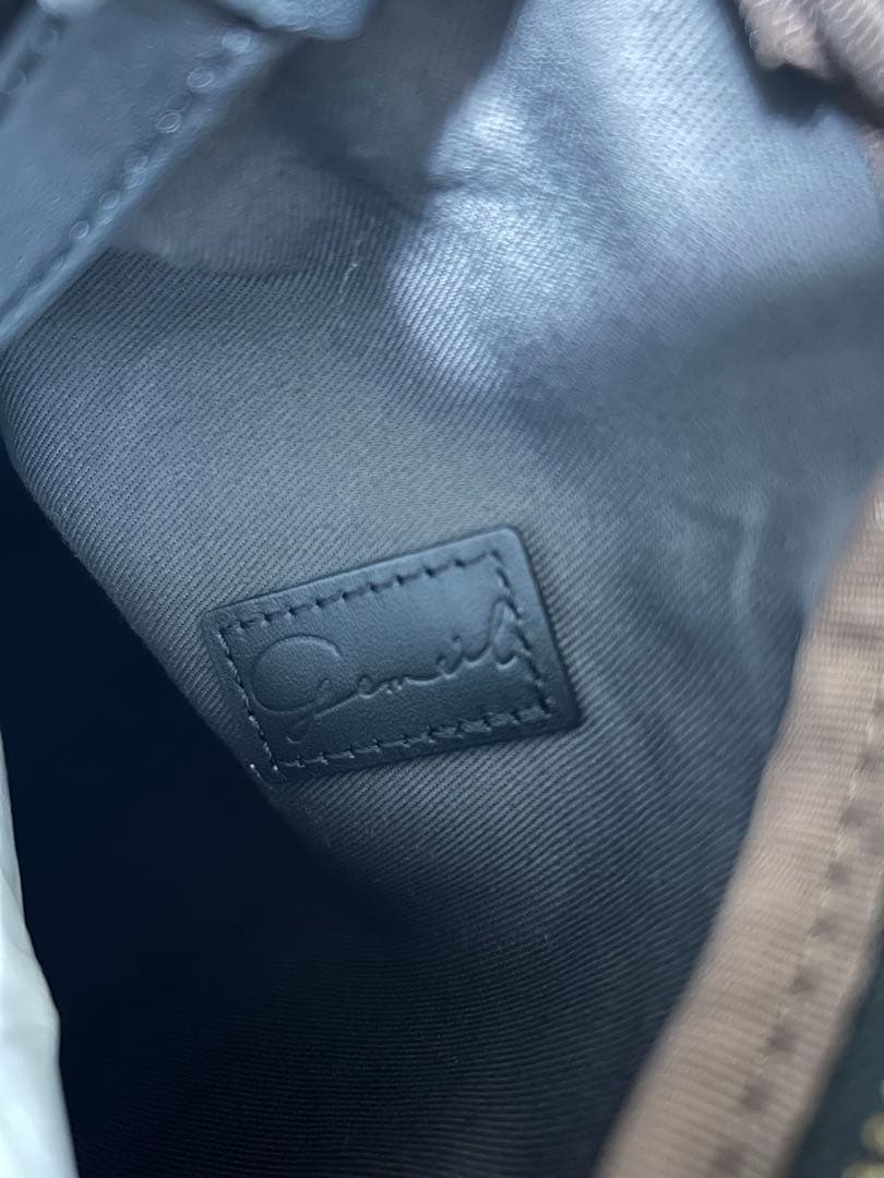 gemeil レザーワンハンドルバッグ ブラック