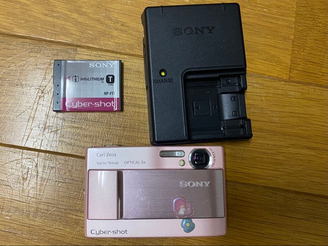 SONY Cyber-shot 7.2MP コンパクトデジタルカメラ