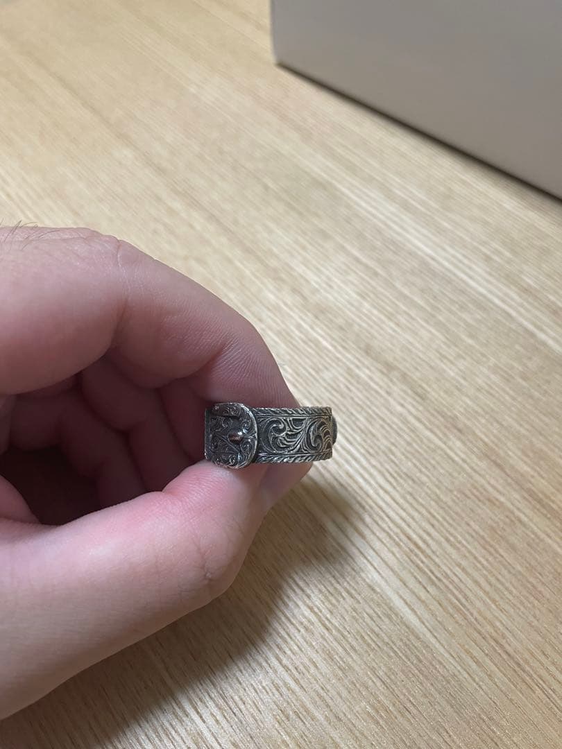 GUCCI　アラベスク　ベルト　指輪　リング