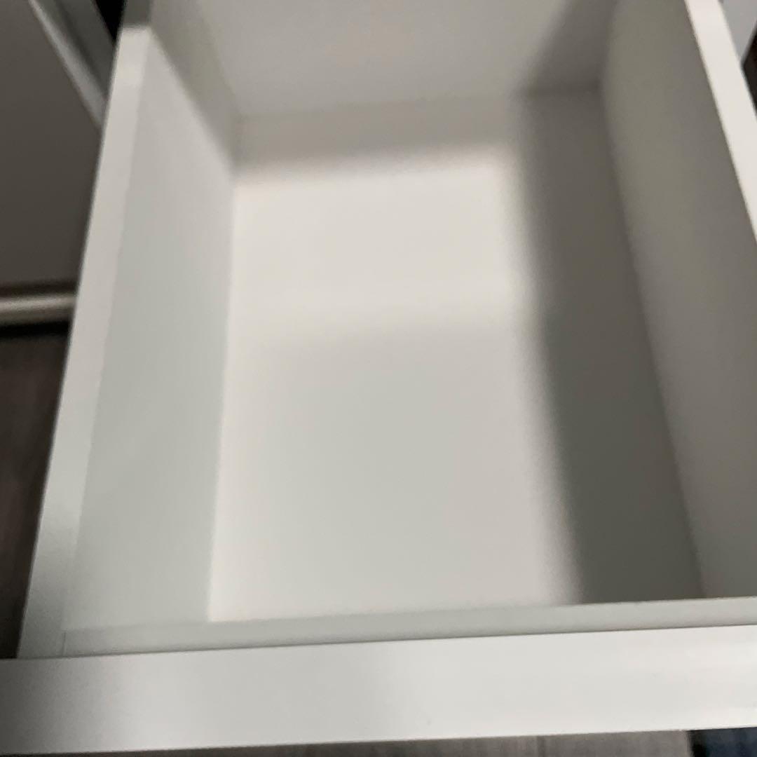 テレビ台　ホワイト