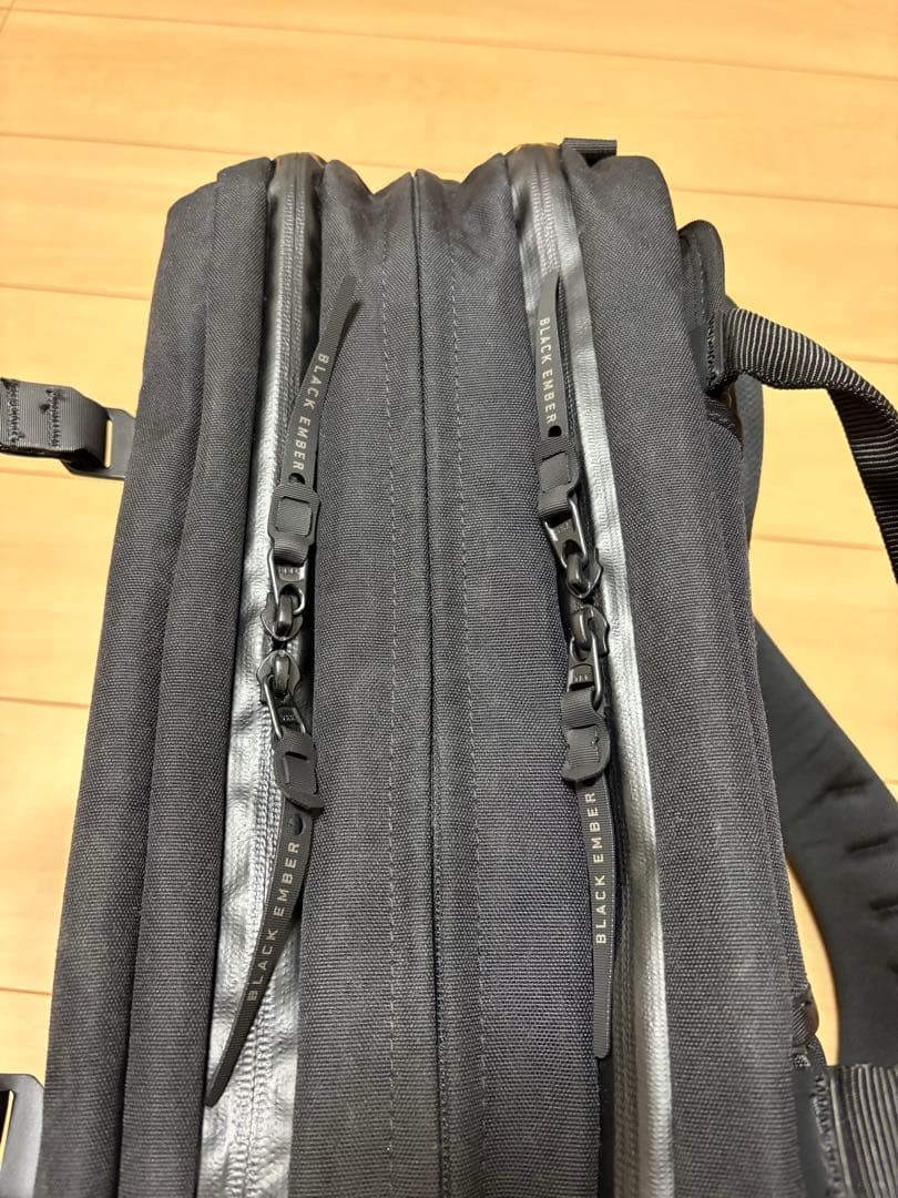 バッグ BLACK EMBER FORGE30