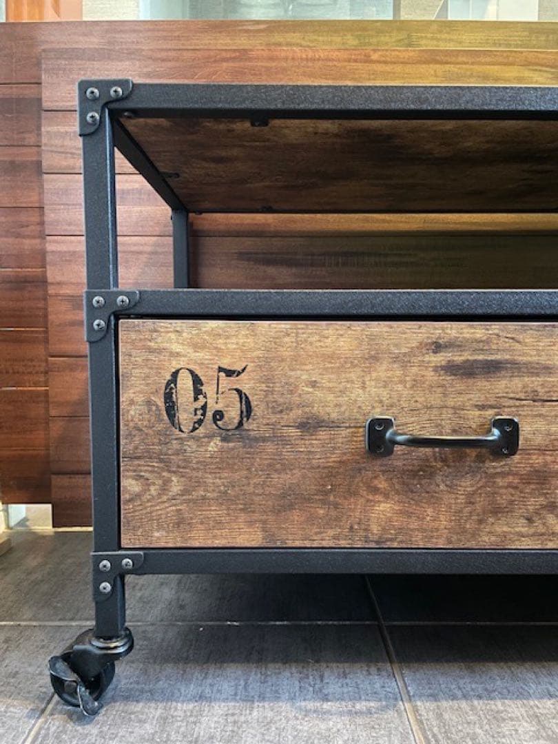 みちょっちん■KULTクルト インダストリアル テレビ台/TVボード