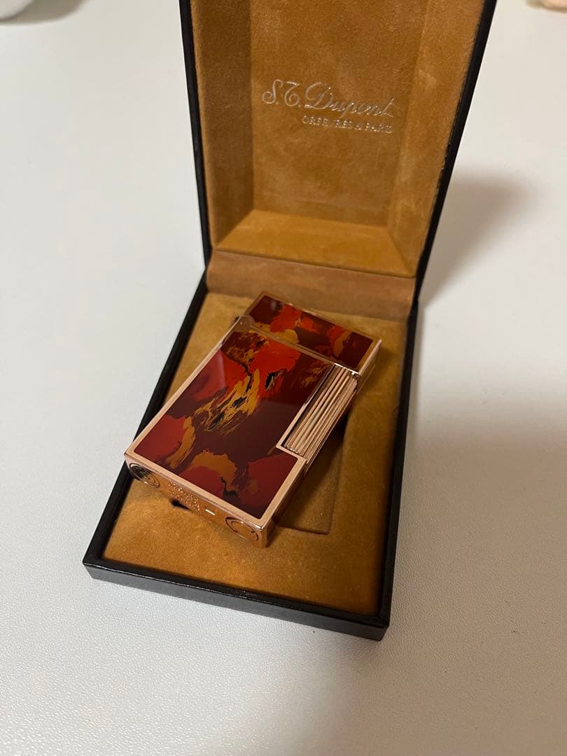 デュポンライター　ガスライター　超レアモデル、純正漆　高額モデル　ほぼ新品　本物