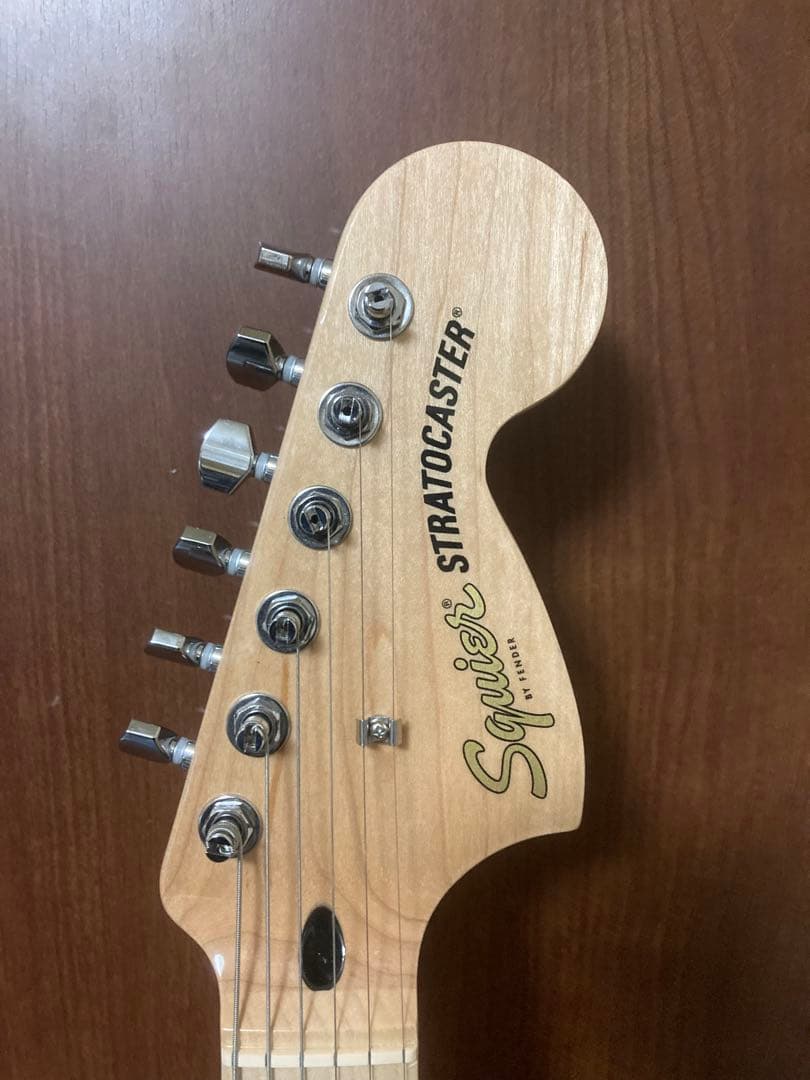 Squier Affinity Series　ストラトキャスター　ブラック