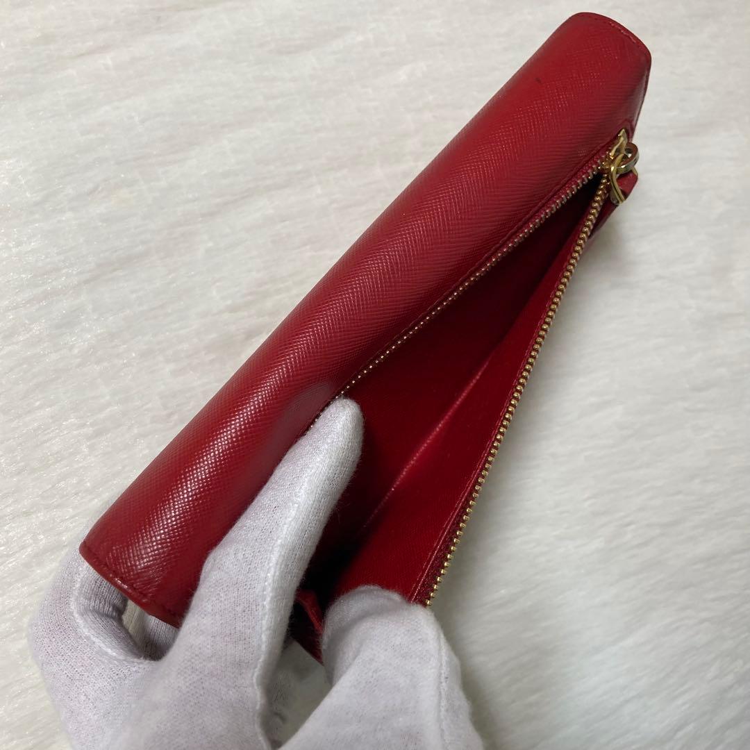 お買い得品　PRADA プラダ　サフィアーノ　長財布　赤　付属品　三角ロゴ