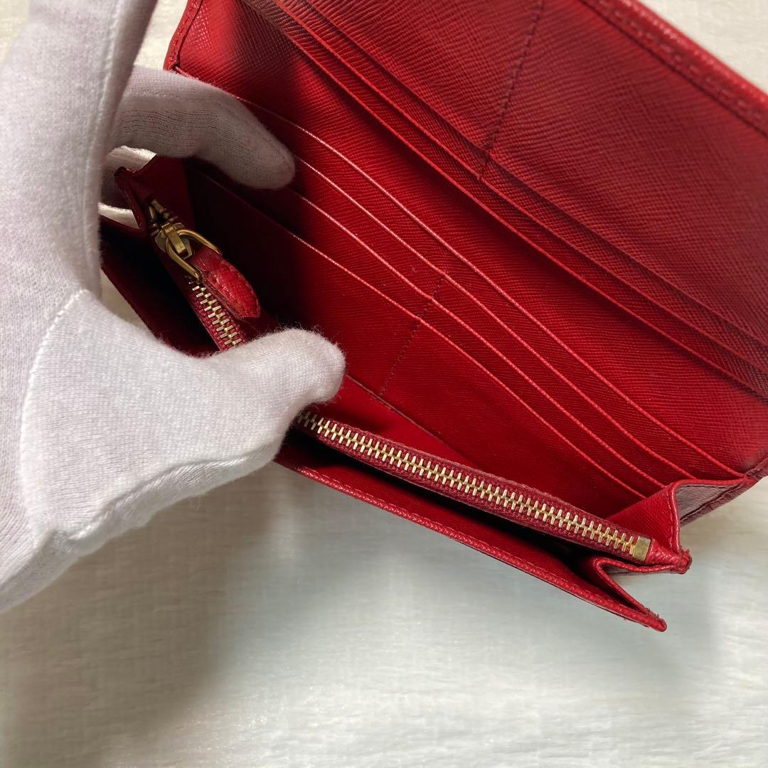 お買い得品　PRADA プラダ　サフィアーノ　長財布　赤　付属品　三角ロゴ