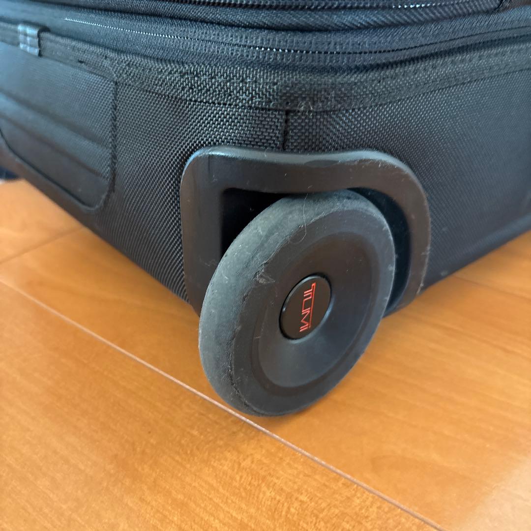 【最終価格:4/13販売終了】TUMI ALPHA3 2ウィール・キャリーオン