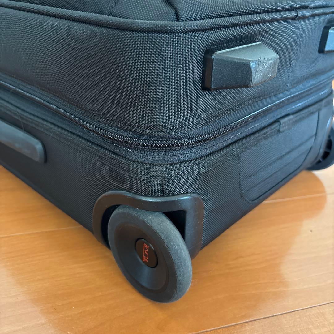 【最終価格:4/13販売終了】TUMI ALPHA3 2ウィール・キャリーオン