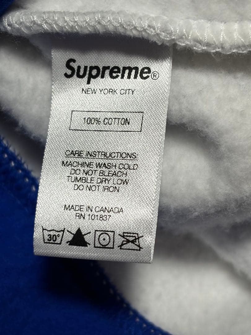 〖希少〗コムドットゆうた着用 supremeパーカー