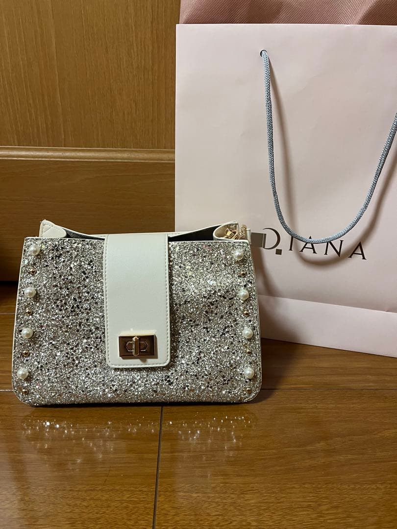 ダイアナ キラキラグリッターバッグ