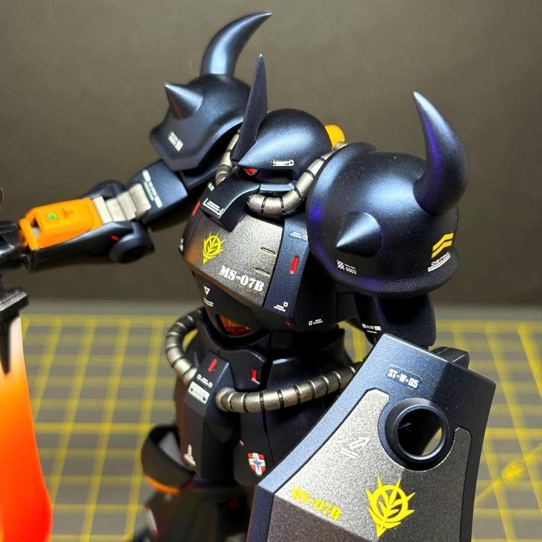 HG 1/144 グフ リバイブ 塗装 完成品 （機動戦士ガンダム）　ガンプラ