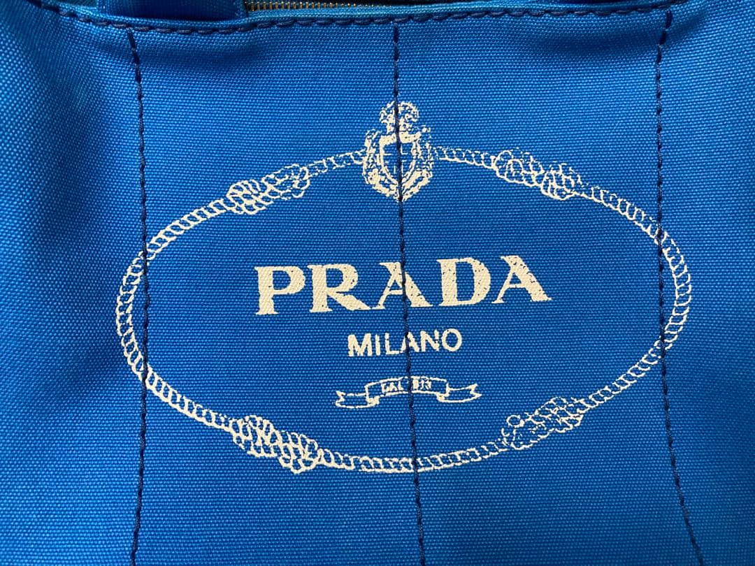 PRADA 青 カナパ ハンドバッグ