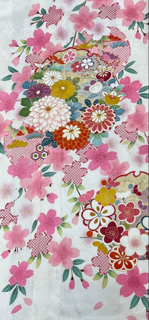 小柄な方　振り袖　フルセット　白　別誂長襦袢　成人式　金彩加工　刺繍入り　736