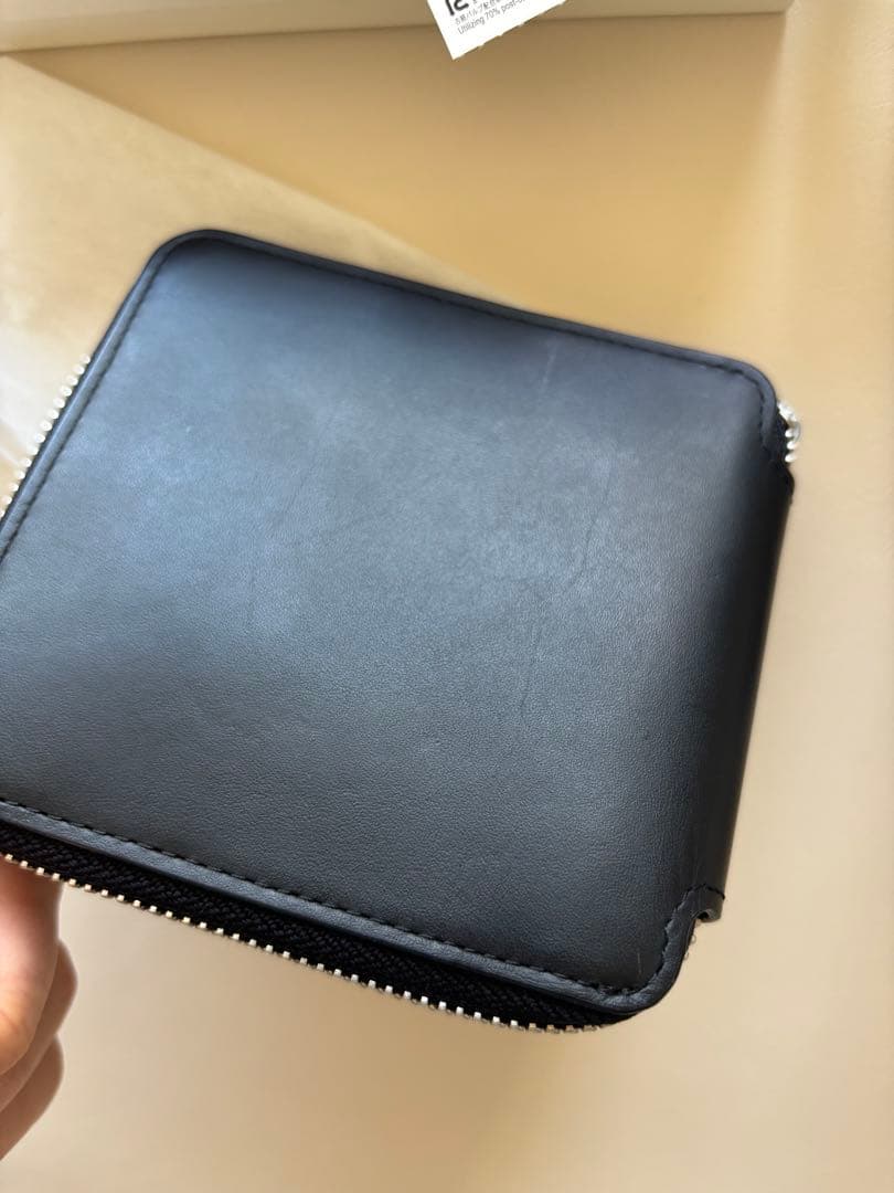 アニエスベー　ルーヴル美術館　羊飼いのいる風景　ウォレット